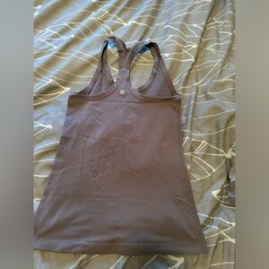 Lululemon cool racerback size 6